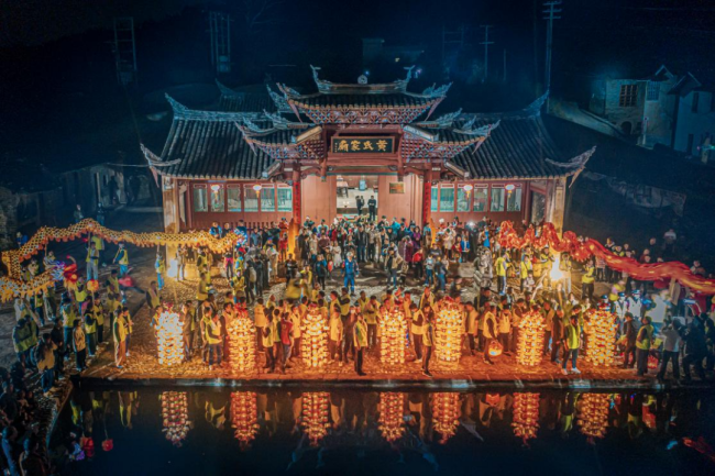 福建连城：文旅会通绘就“冠豸山水·无价之宝”新画卷