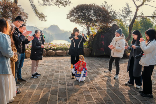 福建连城：文旅会通绘就“冠豸山水·无价之宝”新画卷